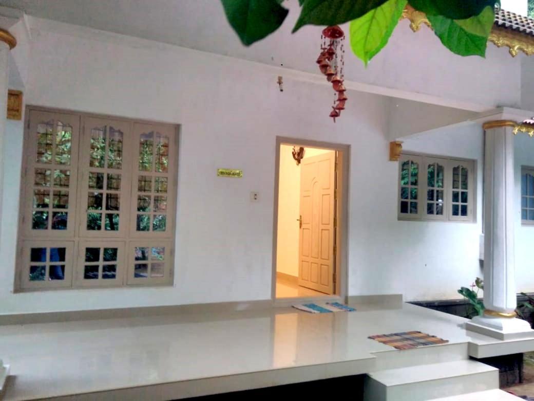 Leeland Munnar Bed and Breakfast Buitenkant foto