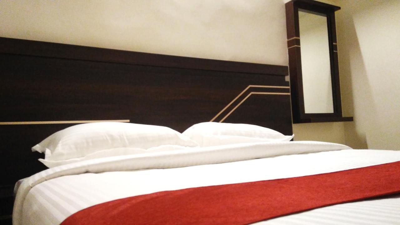 Leeland Munnar Bed and Breakfast Buitenkant foto